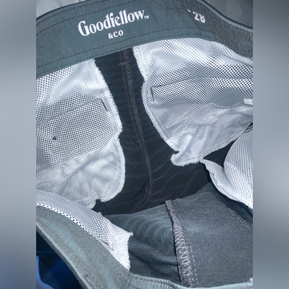 Men’s boarding shorts - Picture 10 of 10